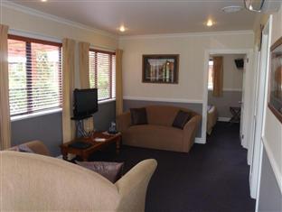 Alpine Springs Motel 4*